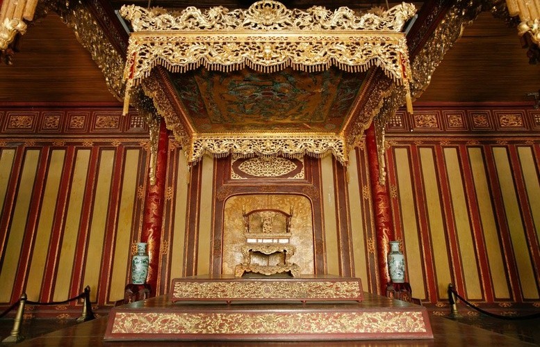 Phó Thủ tướng chỉ đạo xử lý vụ việc bảo vật quốc gia "Ngai vua triều Nguyễn" bị phá hoại