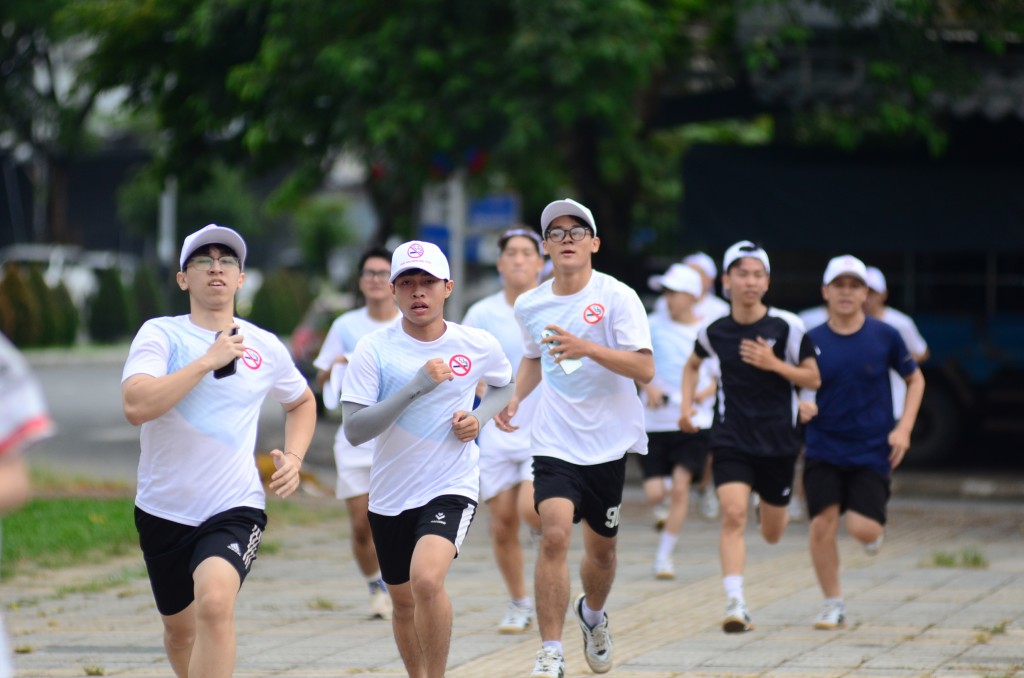 Giải chạy online “Thanh niên Việt Nam nói không với thuốc lá, thuốc lá điện tử và thuốc lá nung nóng” với cơ cấu giải thưởng hấp dẫn (Ảnh Đ.Minh) Giải chạy online “Thanh niên Việt Nam nói không với thuốc lá, thuốc lá điện tử và thuốc lá nung nóng” với cơ cấu giải thưởng hấp dẫn (Ảnh Đ.Minh)
