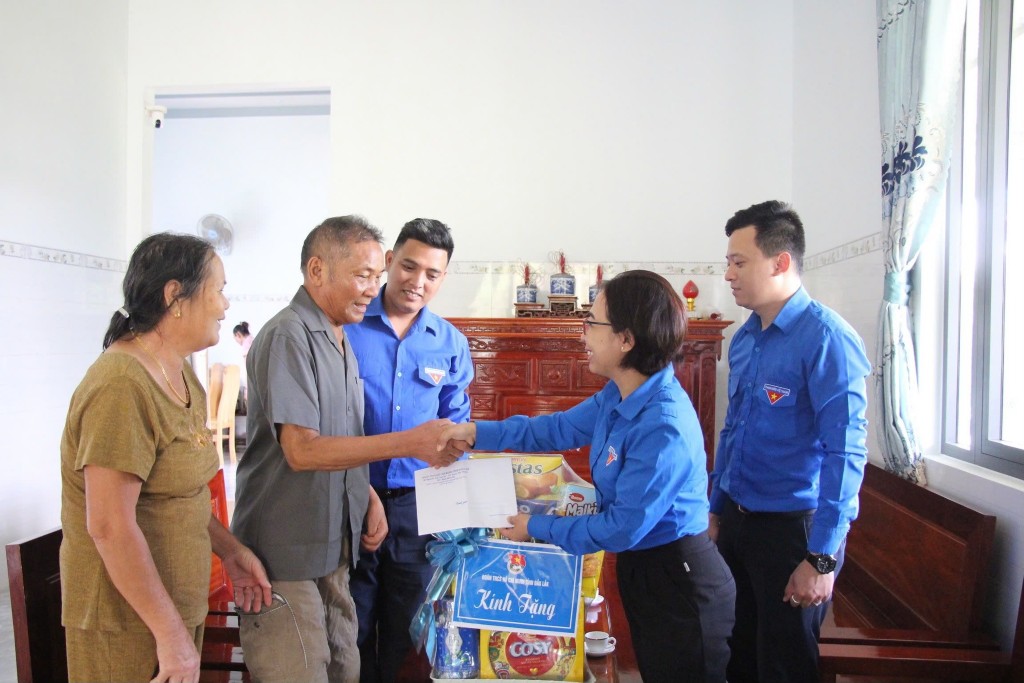 Tuổi trẻ Đắk Lắk ra quân Chiến dịch tình nguyện hè 2025