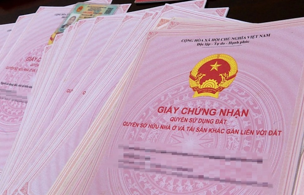 TP Hồ Chí Minh: Khắc phục tình trạng chậm giải quyết cấp sổ hồng