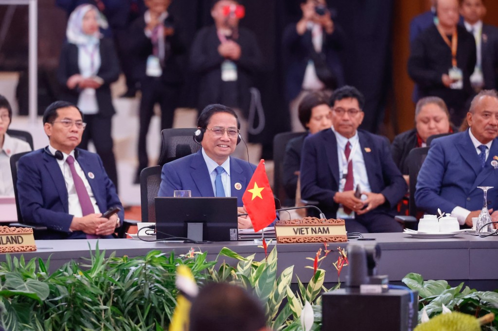 Thủ tướng cũng đề nghị ASEAN và GCC đưa các lĩnh vực tăng trưởng xanh và bền vững trở thành trụ cột hợp tác mới của quan hệ - Ảnh: VGP/Nhật Bắc