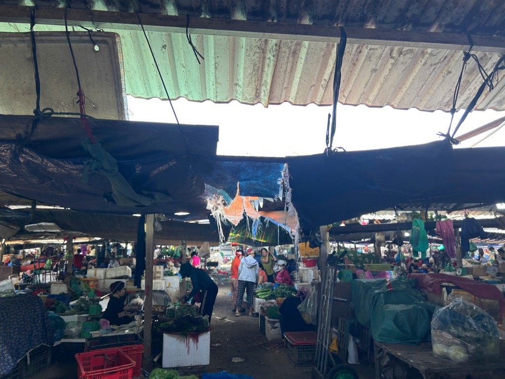 Một số hạng mục cũng đã xuống cấp, hệ thống phòng cháy chữa cháy không được đảm bảo (Ảnh Đ.Minh)