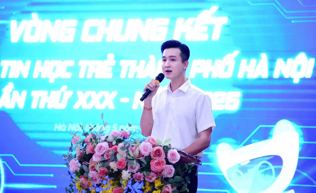 đồng chí Đào Đức Việt, Phó Bí thư Thành đoàn, Chủ tịch Hội đồng Đội thành phố Hà Nội 
