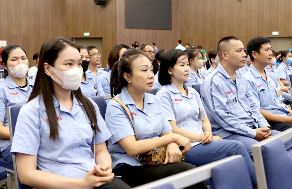 Hơn 200 công nhân, lao động dự hội nghị