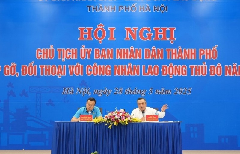 Chủ tịch UBND TP Hà Nội gỡ bài toán nhà ở xã hội cho công nhân