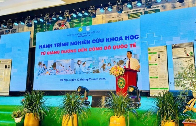 Hành trình nghiên cứu khoa học: Từ giảng đường đến công bố quốc tế