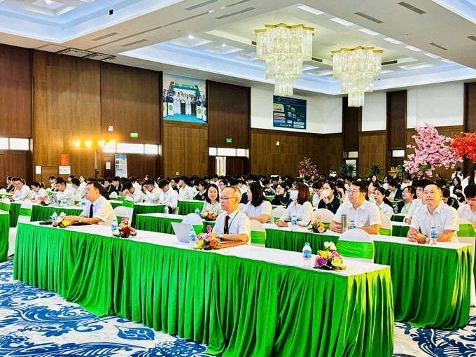 “Hành trình nghiên cứu khoa học: Từ giảng đường đến công bố quốc tế” thu hút sự quan tâm của nhiều sinh viên