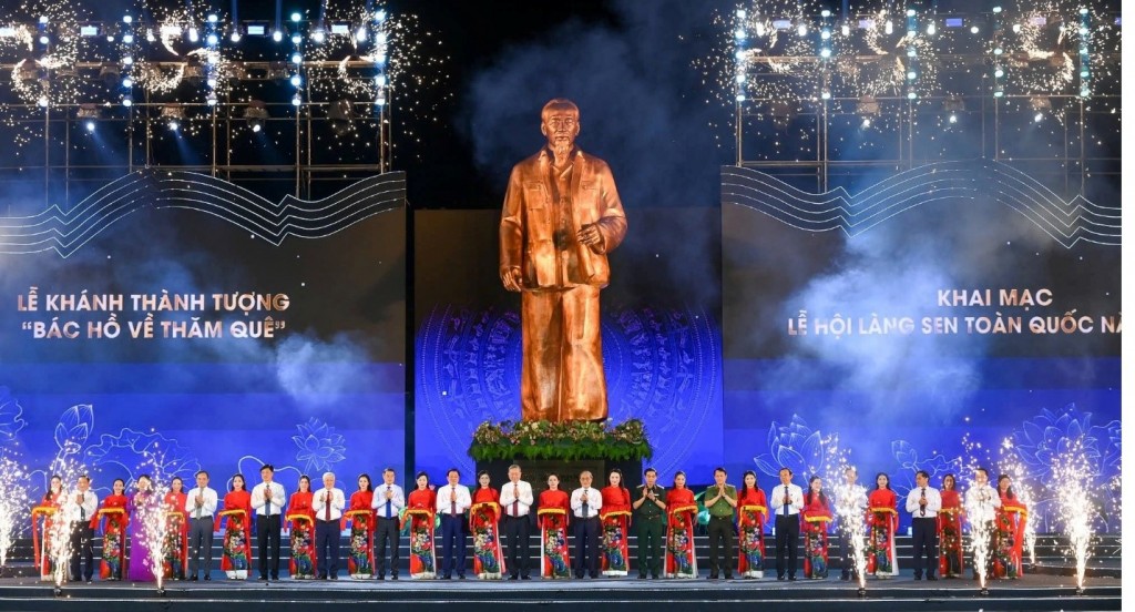 Lễ hội Làng Sen: Biểu tượng văn hóa tinh thần của người dân Xứ Nghệ