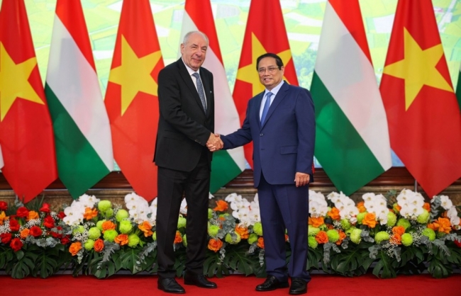 Thủ tướng Phạm Minh Chính hội kiến Tổng thống Hungary