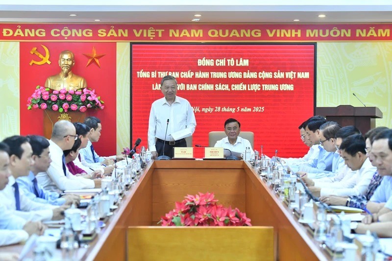 Đã đến lúc trả vàng về thị trường đúng nghĩa