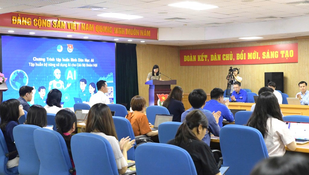 Quang cảnh chương trình khai mạc