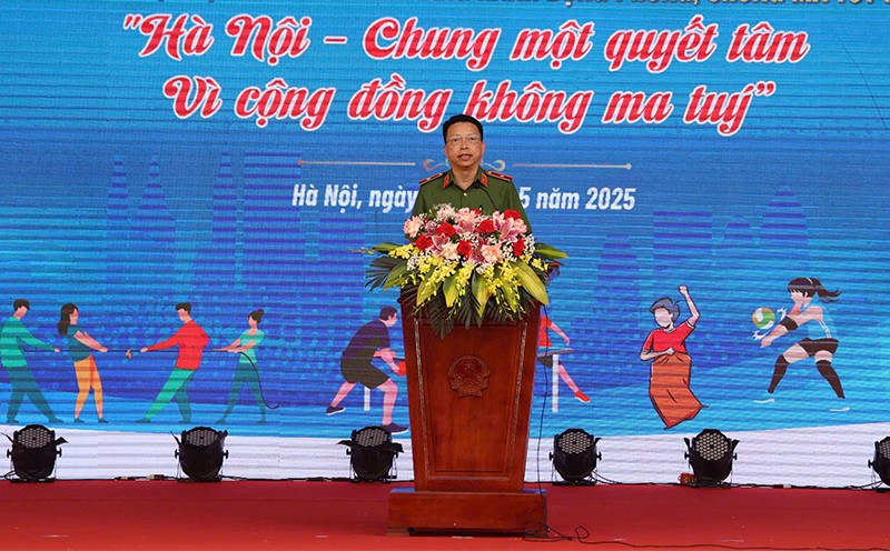 Thiếu tướng Nguyễn Hồng Ky phát biểu tại buổi lễ