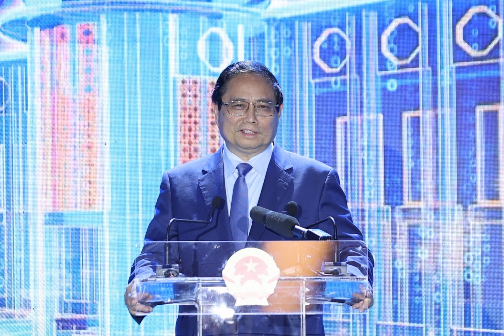 Thủ tướng Phạm Minh Chính yêu cầu ngành ngân hàng phải tăng tốc, bứt phá chuyển đổi số để về đích sớm hơn dự kiến - Ảnh: VGP/Nhật Bắc