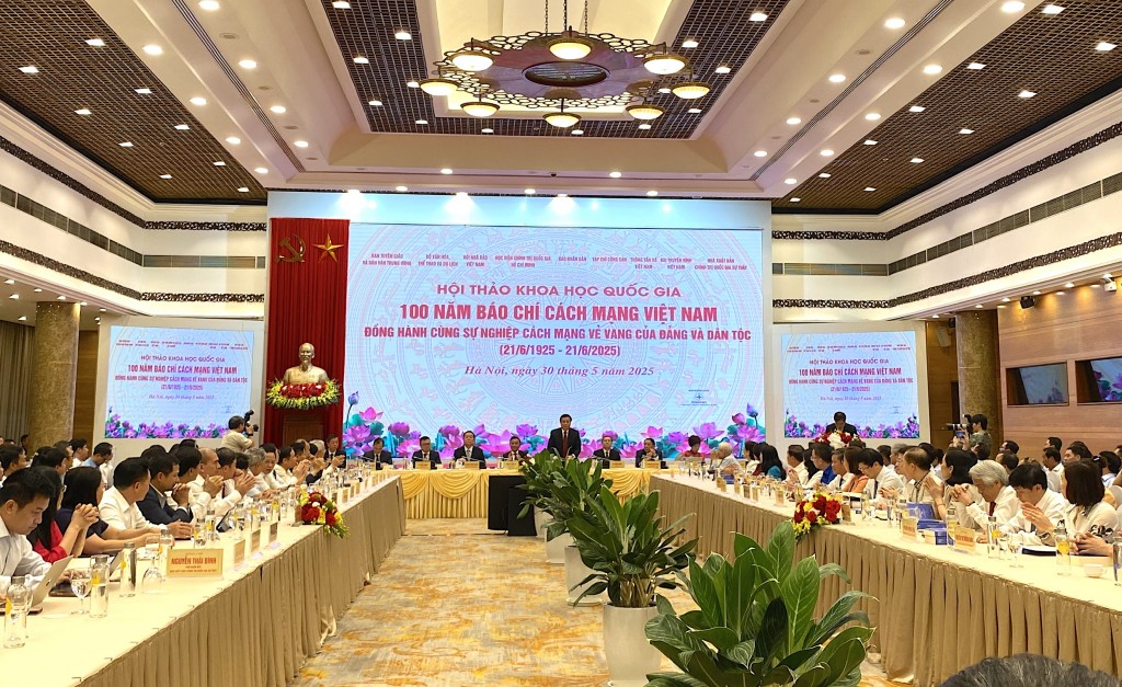 100 năm báo chí cách mạng đồng hành cùng Đảng và dân tộc