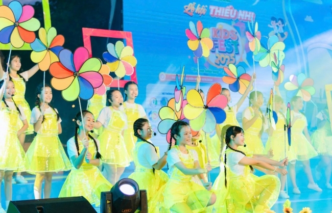 Từng bừng Khai mạc Lễ hội Thiếu nhi TP Hồ Chí Minh năm 2025