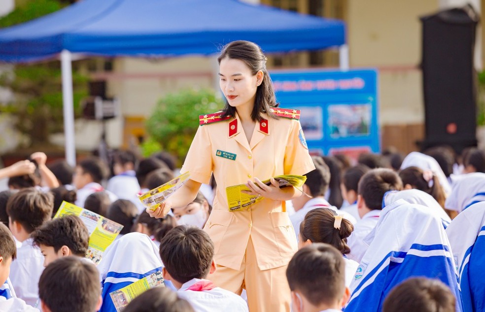 An toàn giao thông qua góc nhìn trẻ thơ