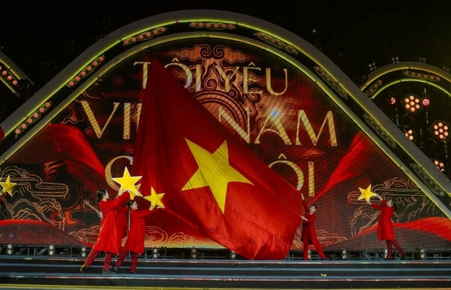 Du khách Đà Nẵng hào hứng với đêm tổng duyệt Khai mạc lễ hội pháo hoa quốc tế lớn nhất lịch sử
