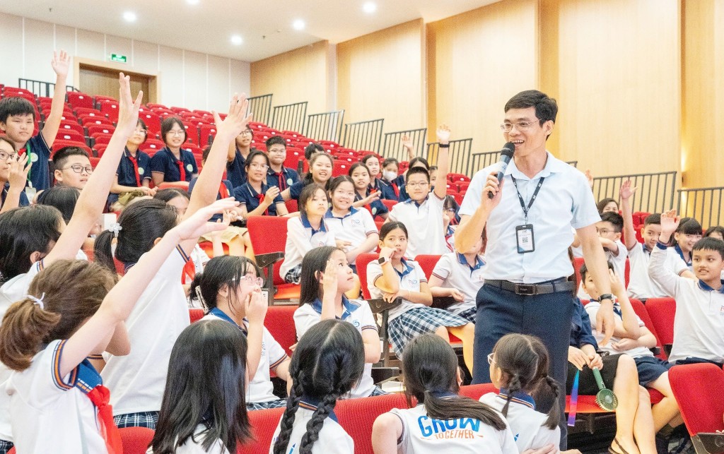 Cung Thiếu nhi Hà Nội và sự nghiệp giáo dục ngoài nhà trường