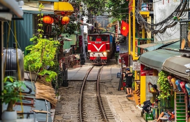 “Bóng tàu qua phố”  -  Giai điệu kết nối ký ức Thủ đô và khát vọng tương lai