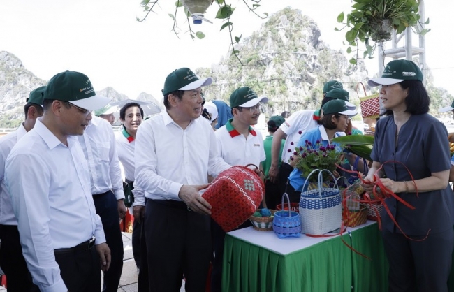 Quảng Ninh: Mít tinh hưởng ứng Ngày Môi trường thế giới 2025