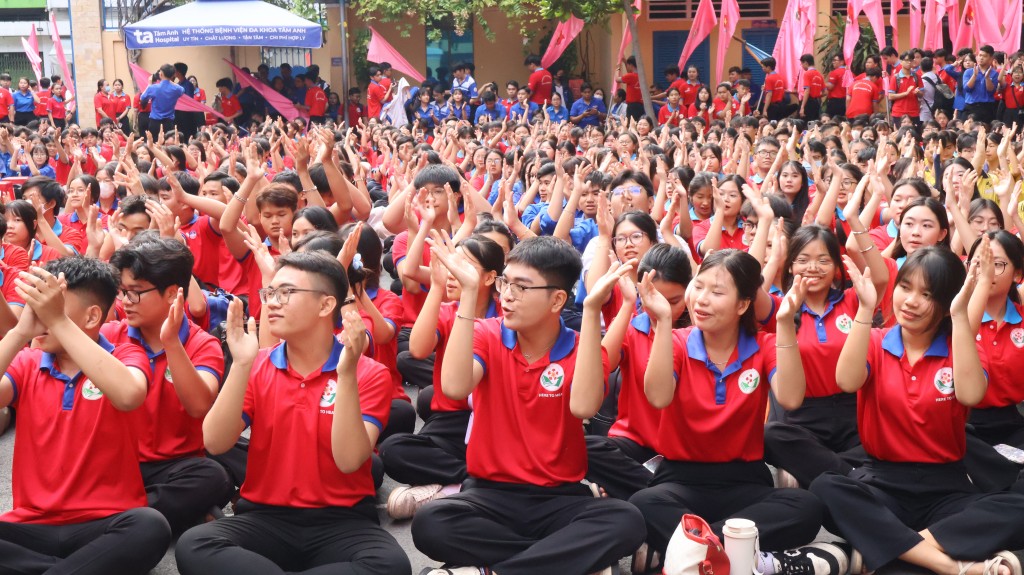TP Hồ Chí Minh ra quân Chiến dịch Hoa phượng đỏ lần thứ 20