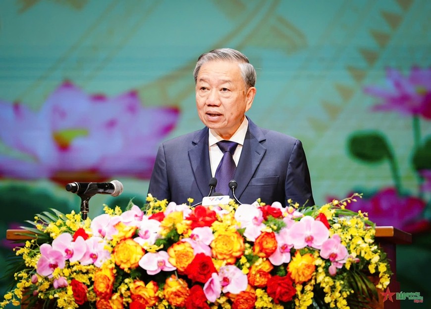 Tổng Bí thư Tô Lâm: Xây dựng văn hóa tiết kiệm, chống lãng phí trở thành “tự giác”, “tự nguyện”* Tổng Bí thư Tô Lâm: Xây dựng văn hóa tiết kiệm, chống lãng phí trở thành “tự giác”, “tự nguyện”*
