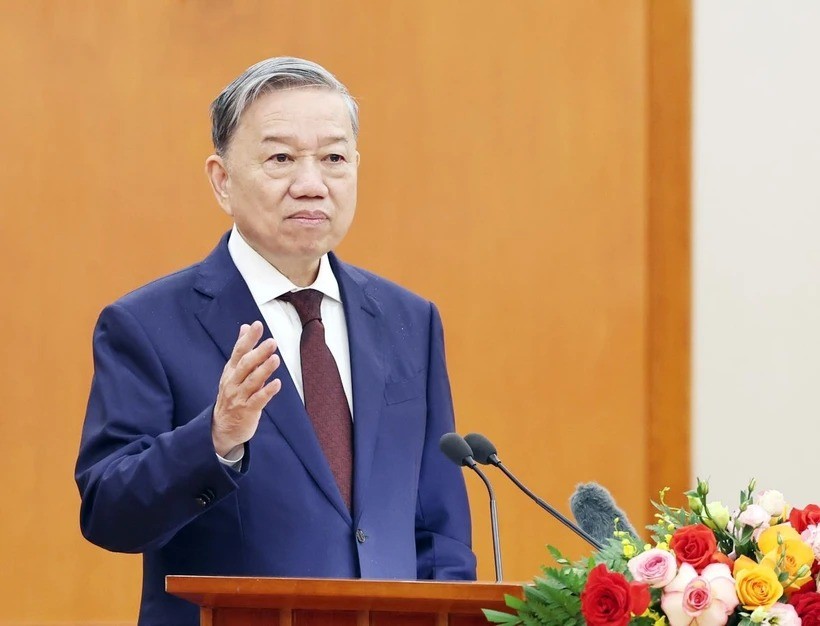 Tổng Bí thư Tô Lâm: Xây dựng văn hóa tiết kiệm, chống lãng phí trở thành “tự giác”, “tự nguyện”* Tổng Bí thư Tô Lâm: Xây dựng văn hóa tiết kiệm, chống lãng phí trở thành “tự giác”, “tự nguyện”*