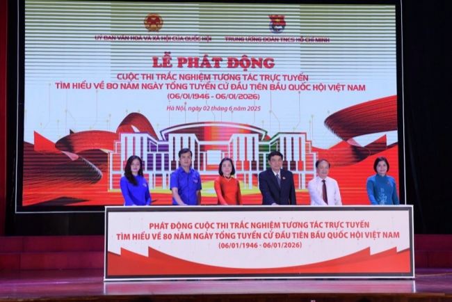 Thi tìm hiểu truyền thống Quốc hội Việt Nam nhận phần thưởng hấp dẫn