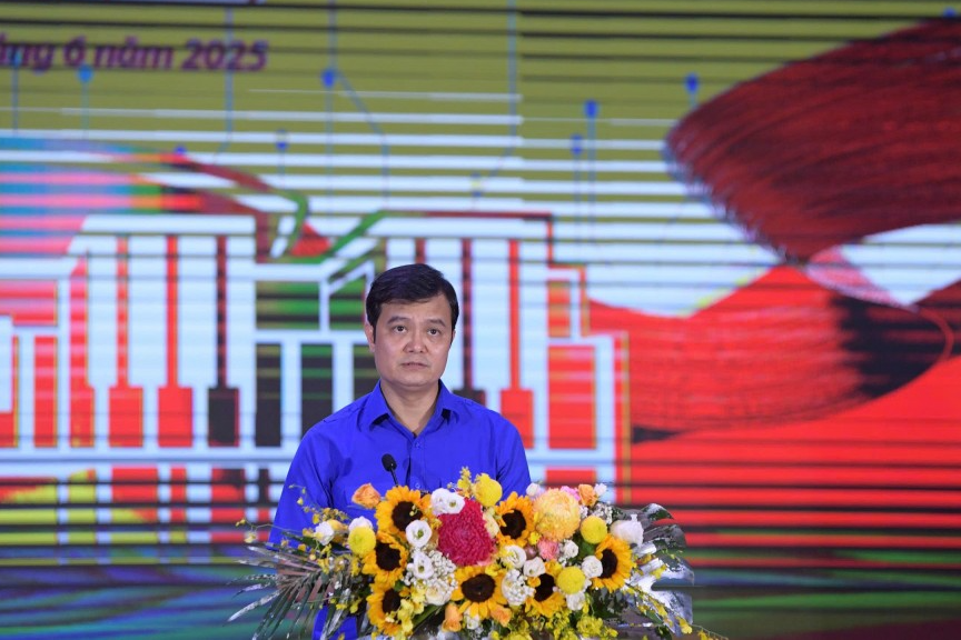 Thi tìm hiểu truyền thống Quốc hội Việt Nam nhận phần thưởng hấp dẫn