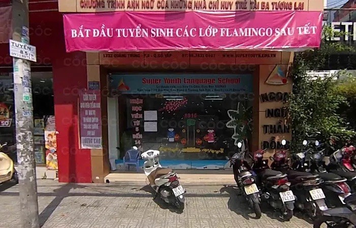 Một trung tâm ngoại ngữ bị yêu cầu dừng hoạt động