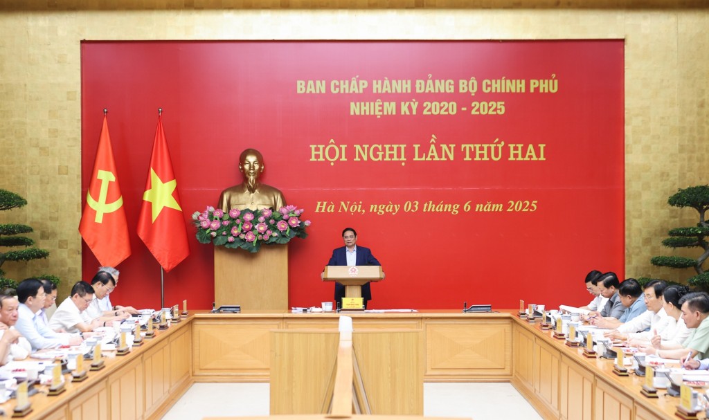 Bí thư Đảng ủy Chính phủ, Thủ tướng Chính phủ Phạm Minh Chính chủ trì hội nghị lần thứ hai Ban Chấp hành Đảng bộ Chính phủ nhiệm kỳ 2020-2025 - Ảnh: VGP/Nhật Bắc