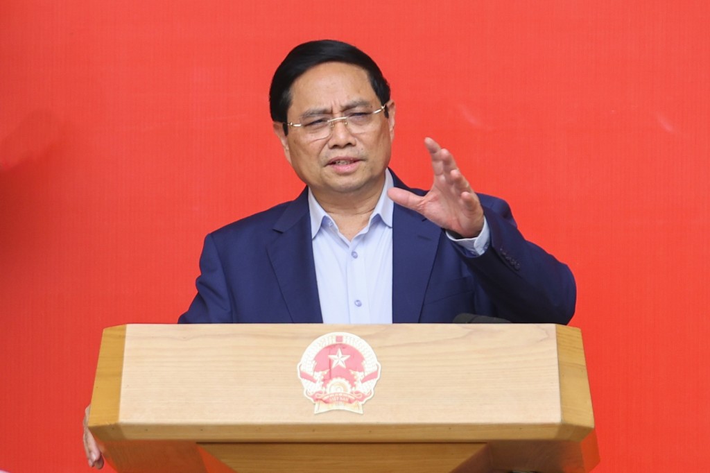 Thủ tướng nhấn mạnh các nhiệm vụ, giải pháp trọng tâm, đột phá để chuyển đổi mô hình tăng trưởng theo hướng phát triển nhanh, xanh, bền vững - Ảnh: VGP/Nhật Bắc