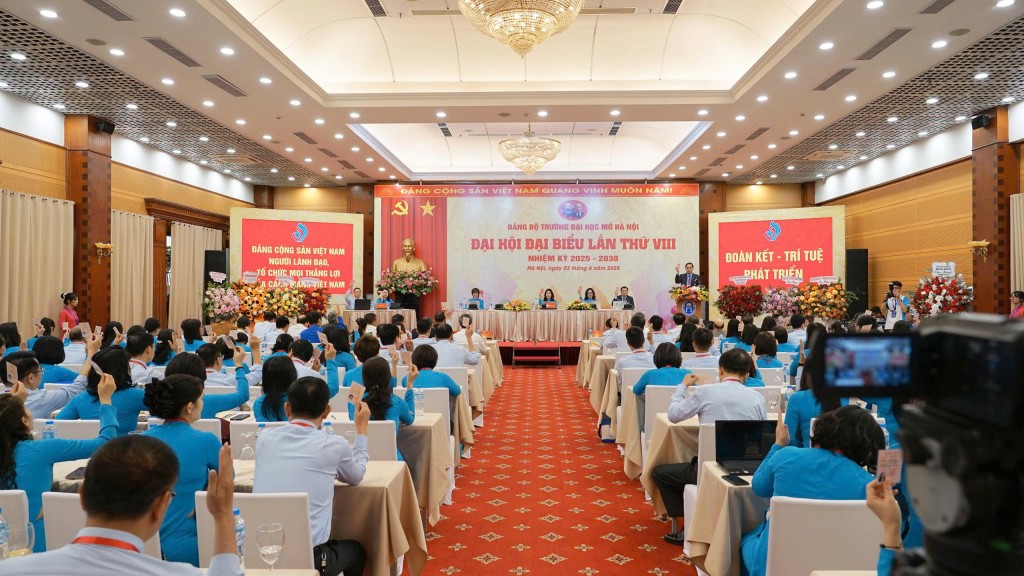 Quang cảnh Đại hội