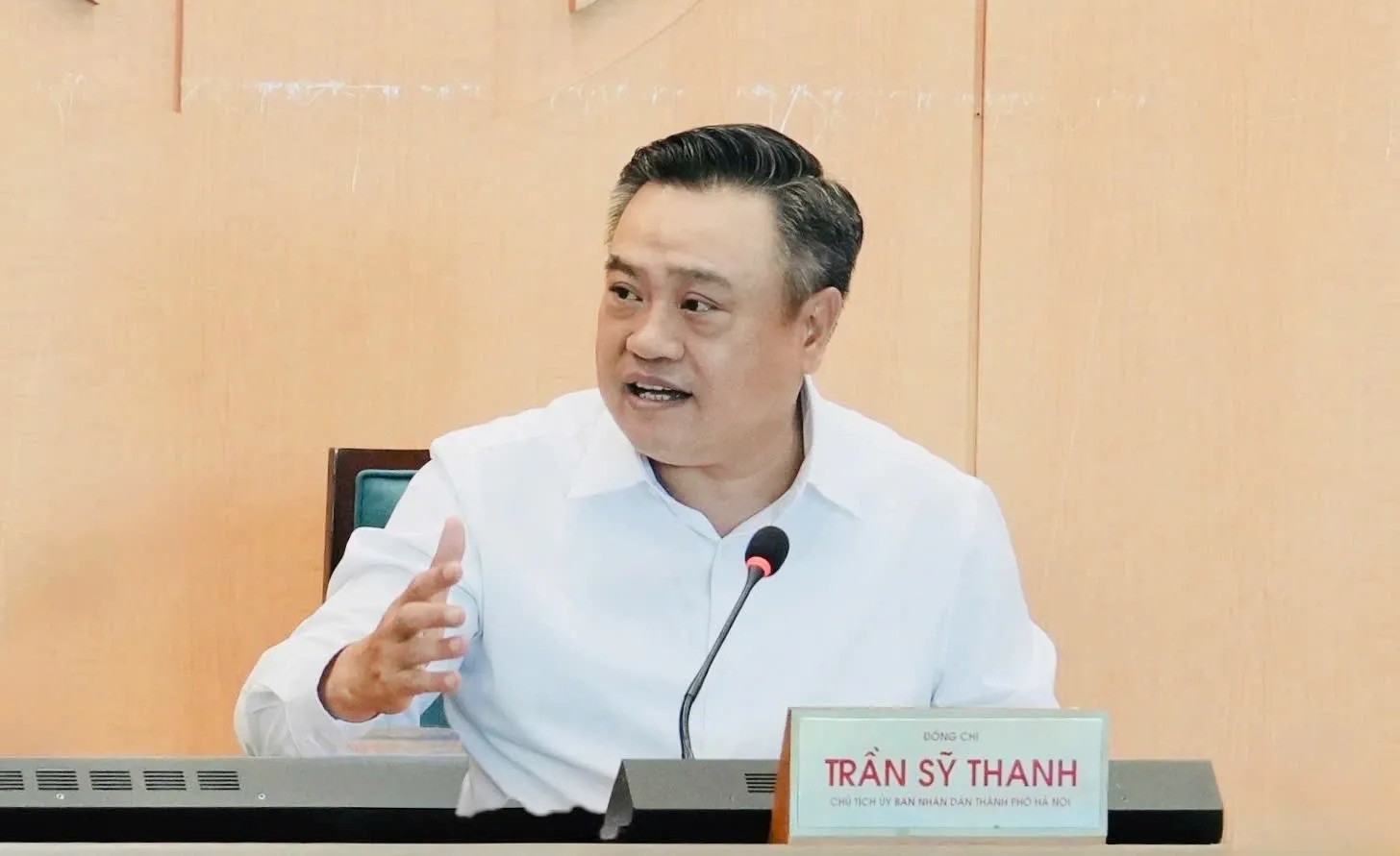 Chủ tịch UBND TP Hà Nội Trần Sỹ Thanh chủ trì phiên họp của UBND TP xem xét phương án sắp xếp, tổ chức lại đơn vị hành chính cấp xã
