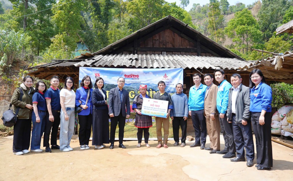 Những mùa hè yêu thương của học trò vùng khó khăn