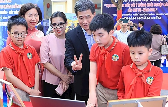 Đi tìm công dân số tài năng trong học sinh quận Hoàn Kiếm