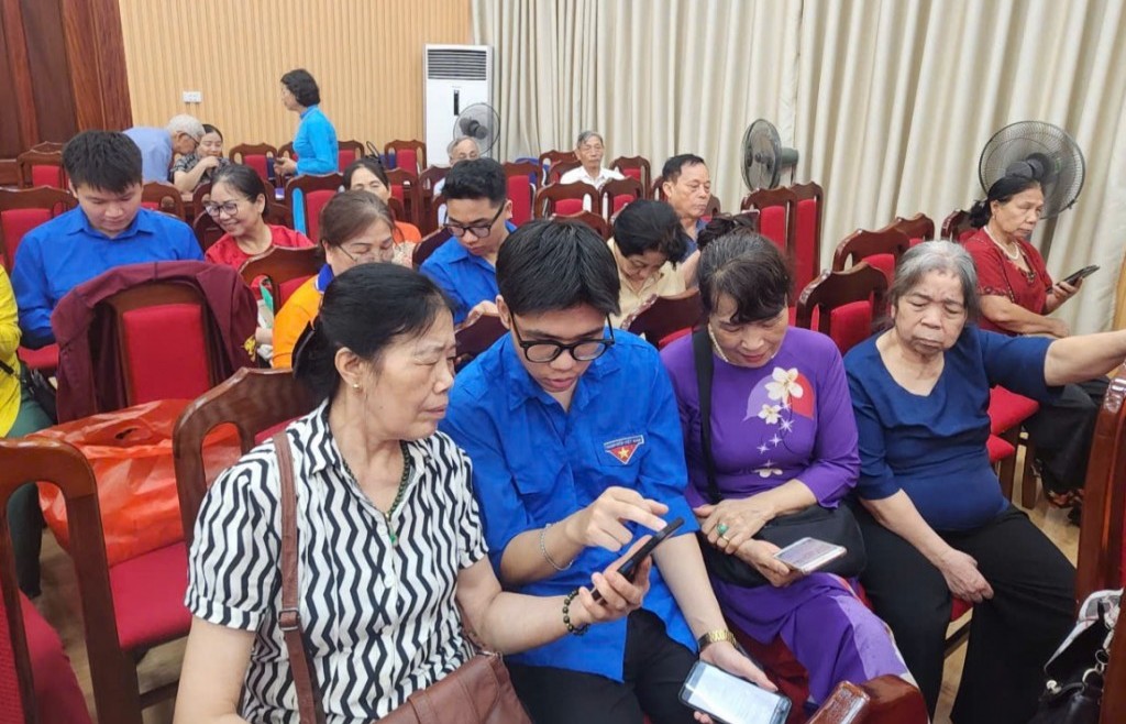 Bình dân học vụ số: Trang bị kỹ năng số cho mọi người dân