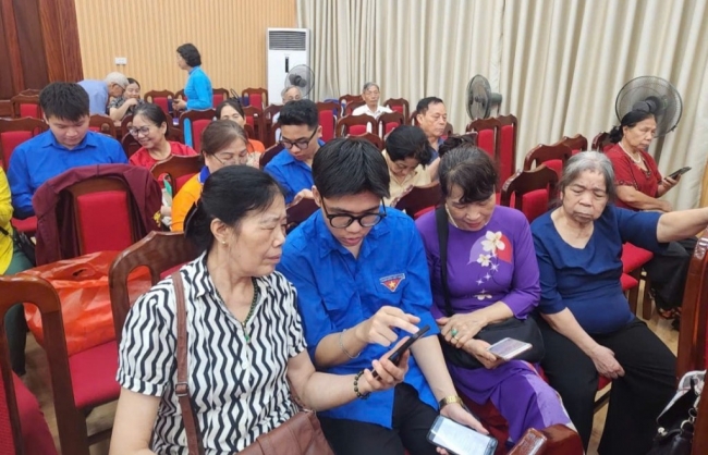Bình dân học vụ số: Trang bị kỹ năng số cho mọi người dân