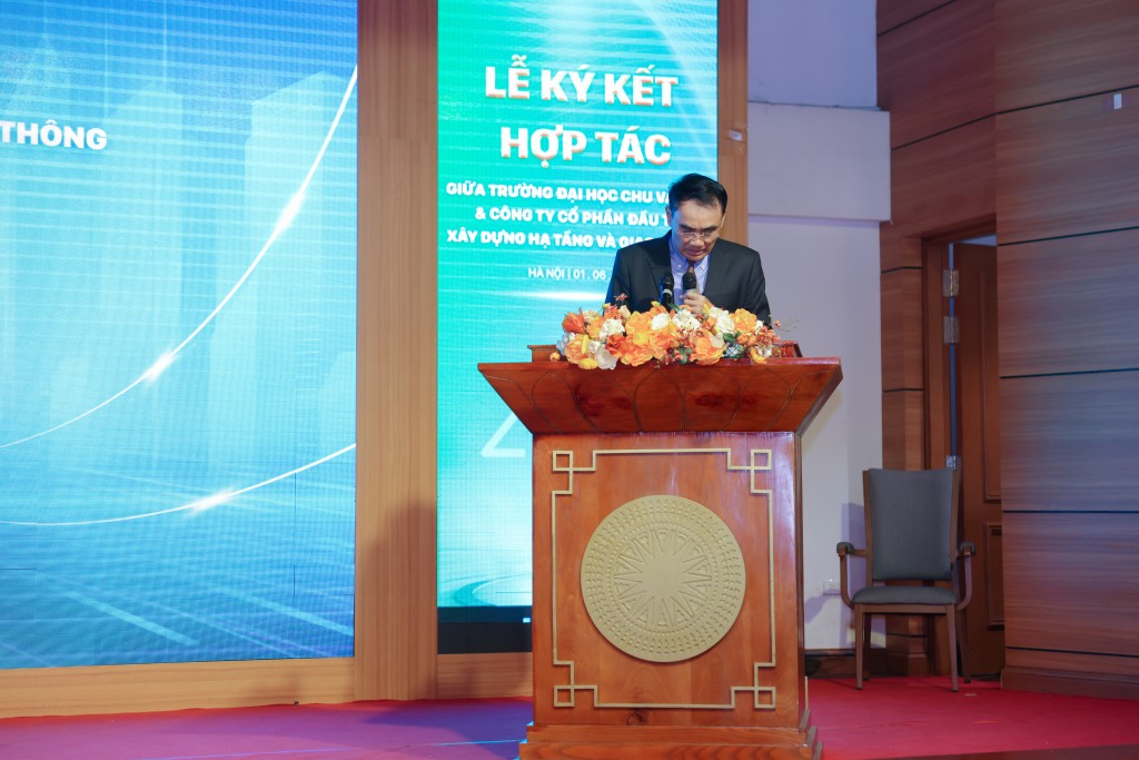 PGS.TS Trần Đình Nhã - Phó Hiệu trưởng Trường Đại học Chu Văn An
