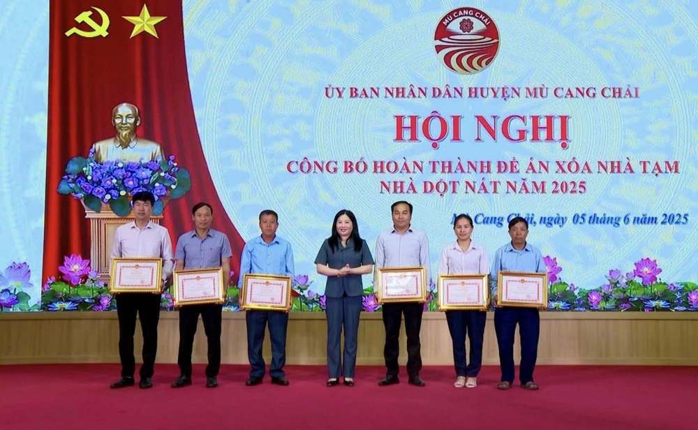 Huyện Mù Cang Chải hoàn thành mục tiêu xóa nhà tạm, dột nát