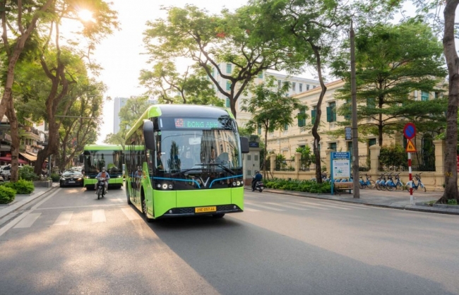 VinBus khai trương tuyến buýt điện 43 kết nối nội thành với Đông Anh