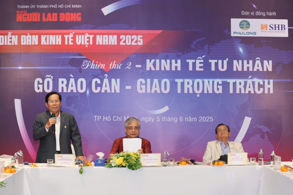 Gỡ rào cản, giao trọng trách cho kinh tế tư nhân phát triển
