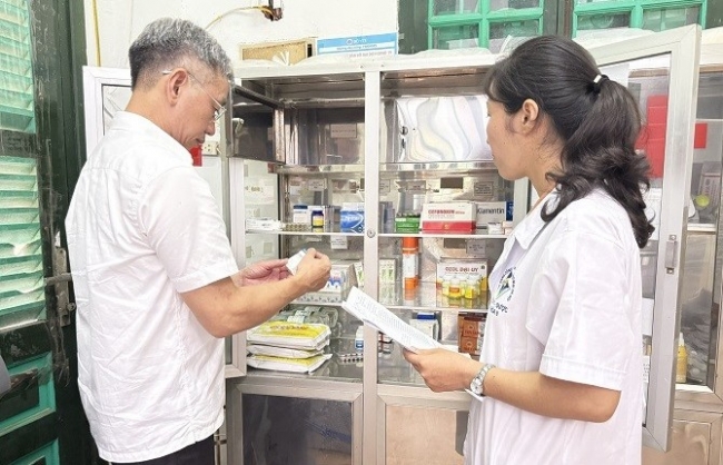 Kiểm tra công tác y tế đáp ứng cho kỳ thi vào lớp 10