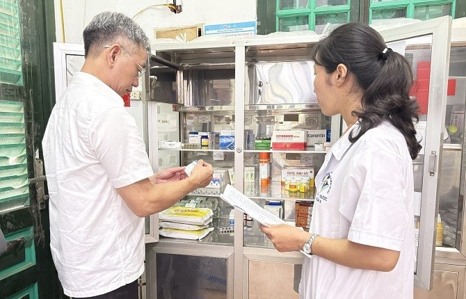 Kiểm tra công tác y tế đáp ứng cho kỳ thi vào lớp 10
