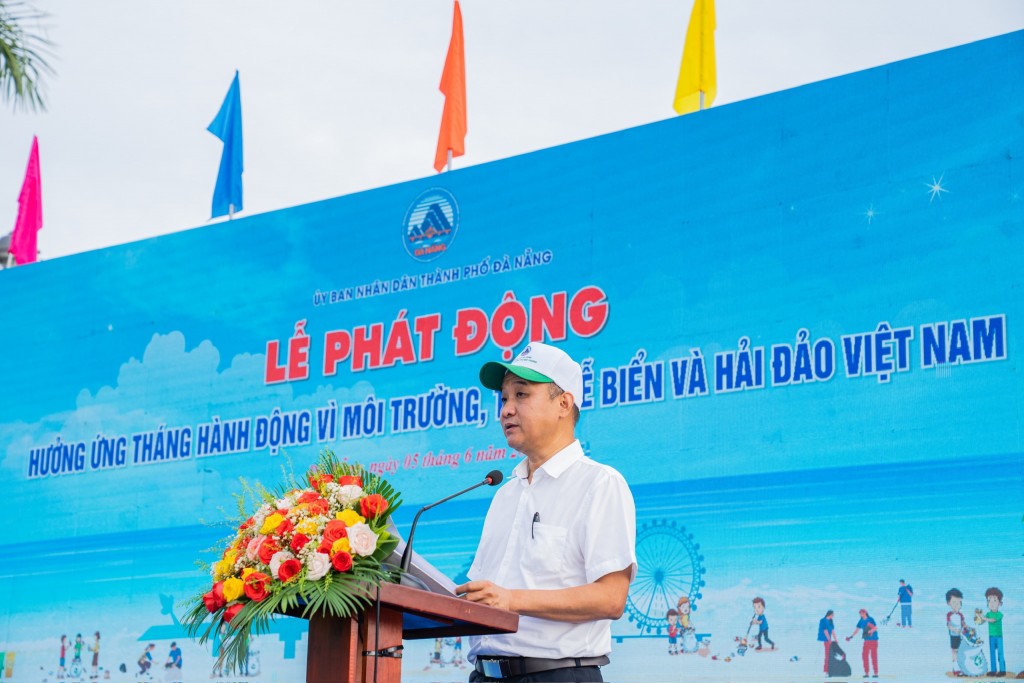 Phó Chủ tịch UBND thành phố Đà Nẵng Lê Quang Nam phát biểu tại lễ phát động (Ảnh Út Vũ)