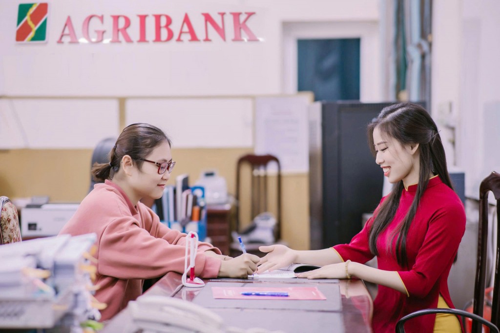 -	Agribank ngân hàng tiên phong dành 10.000 tỷ gói tín dụng ưu đãi mua nhà ở xã hội dành cho người trẻ