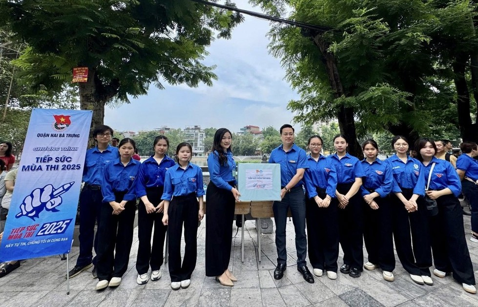 Tiếp động lực, cổ vũ tinh thần cho thí sinh thi vào lớp 10