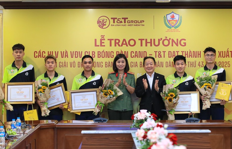 T&T Group trao thưởng hơn 1,2 tỷ đồng cho CLB Bóng bàn CAND - T&T