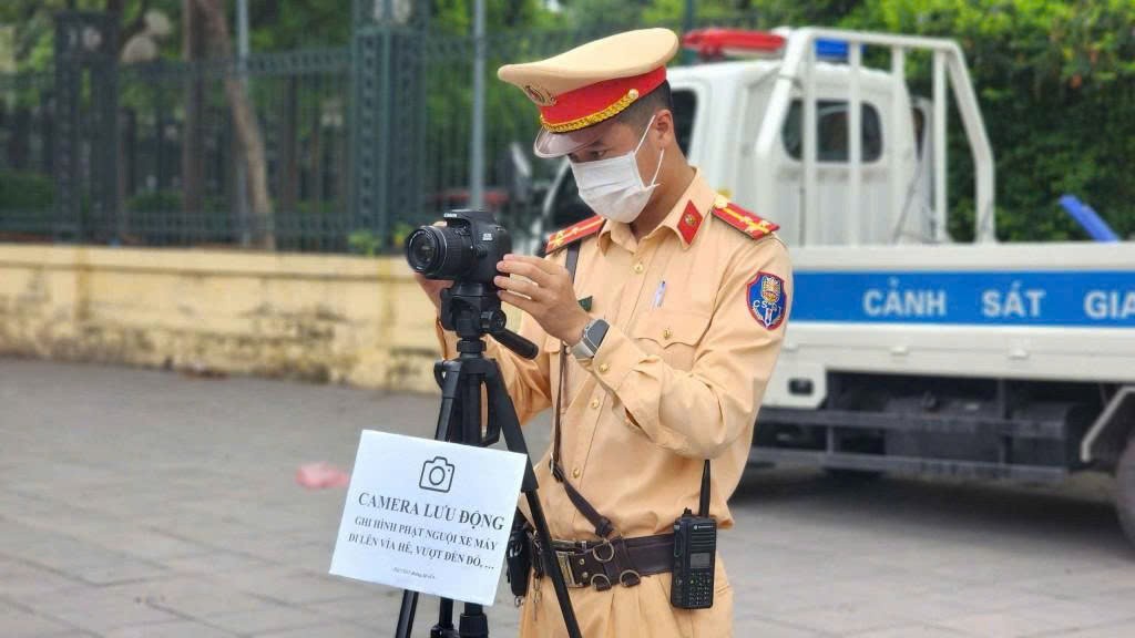Bài 5: Gia đình, nhà trường, xã hội cùng chung tay