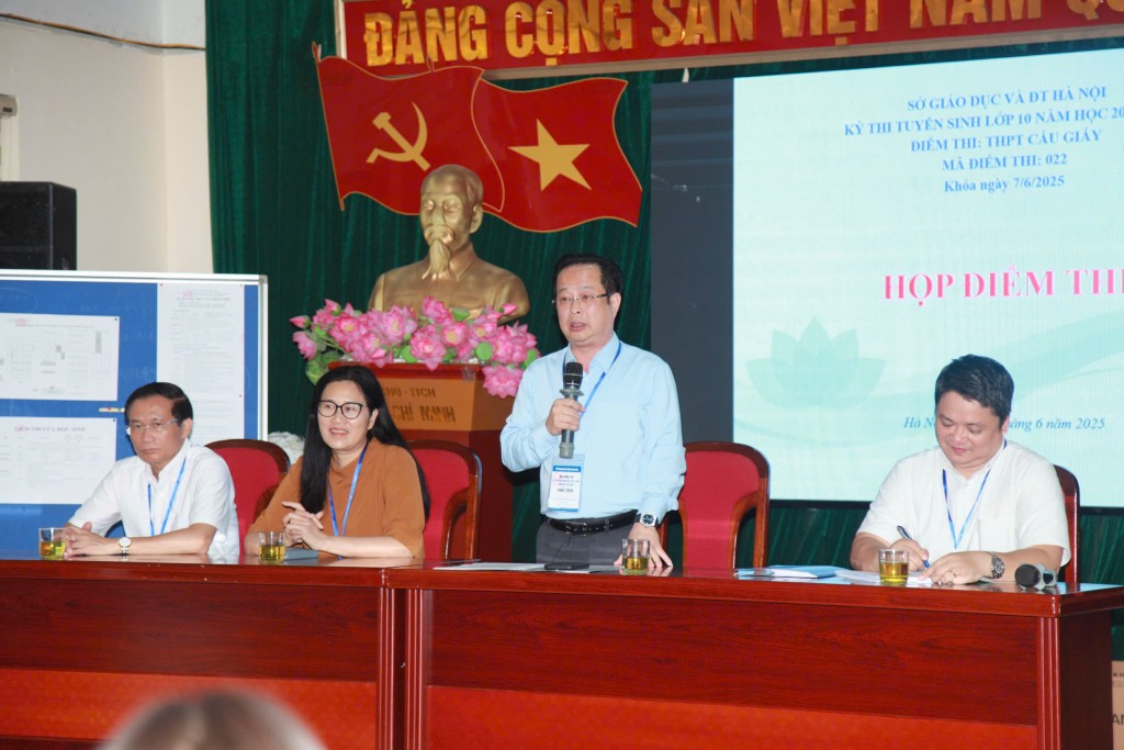 Giám đốc Sở GD&ĐT Hà Nội động viên thí sinh thi vào lớp 10